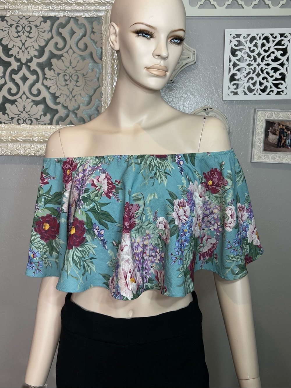 Floral Off The shoulder or Scoop Neck Crop Top in Teal